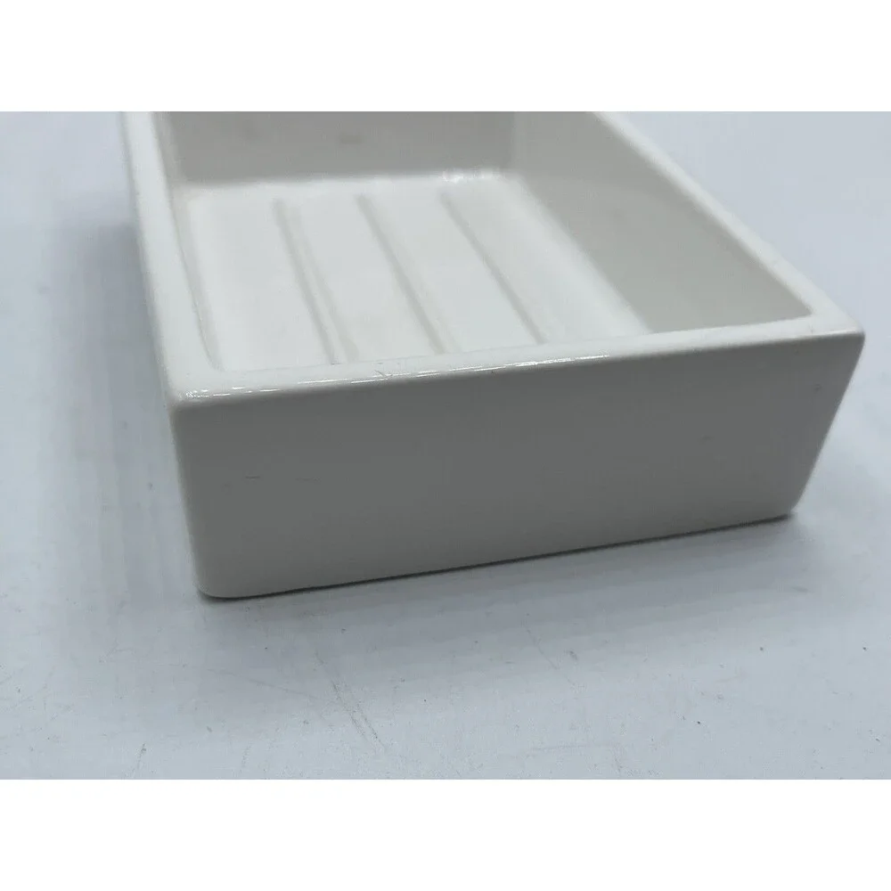 CO Bigelow Apothecaries Ceramic White Soap Dish
